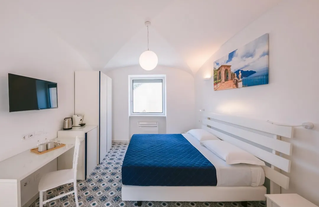 A Gradillo Holiday Rooms-1